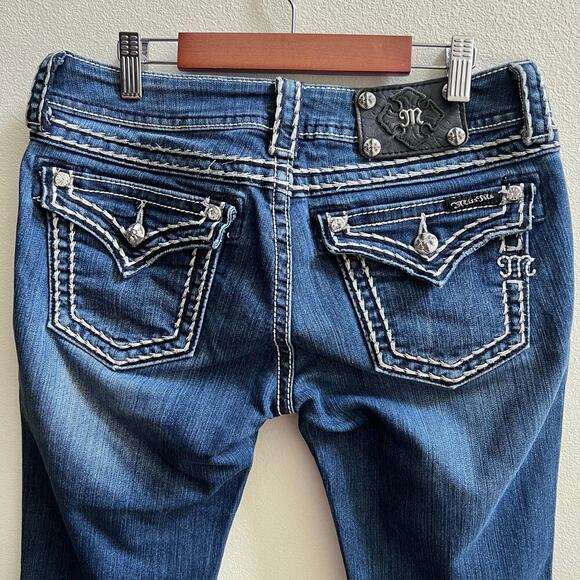 Miss Me Women's Signature Cuffed Capri Jeans Rhinestone Flap Pocket Cropped 29 - Picture 7 of 10